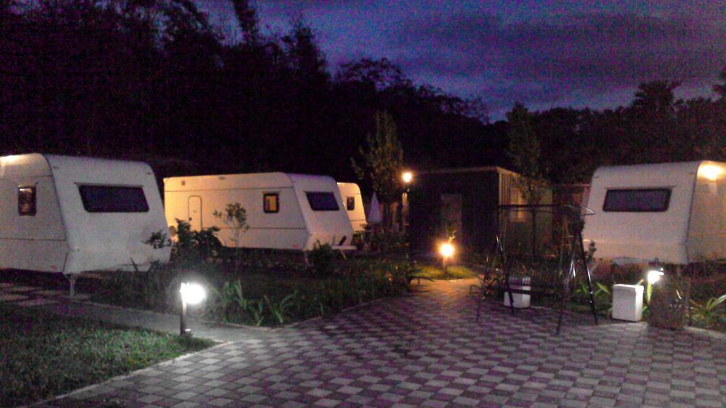 Kenting Houbihu Camping Car B&B Longshui Luaran gambar
